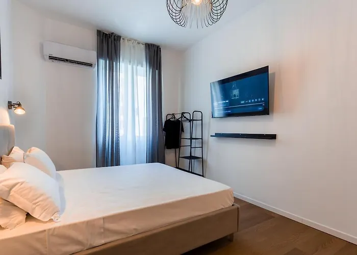 Furio Flat Roma